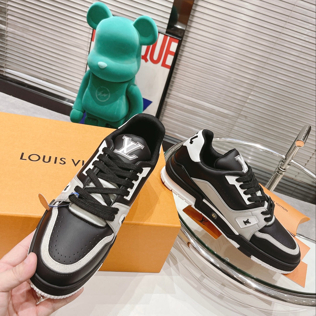 Louis Vuitton Trainer "Black Grey White"