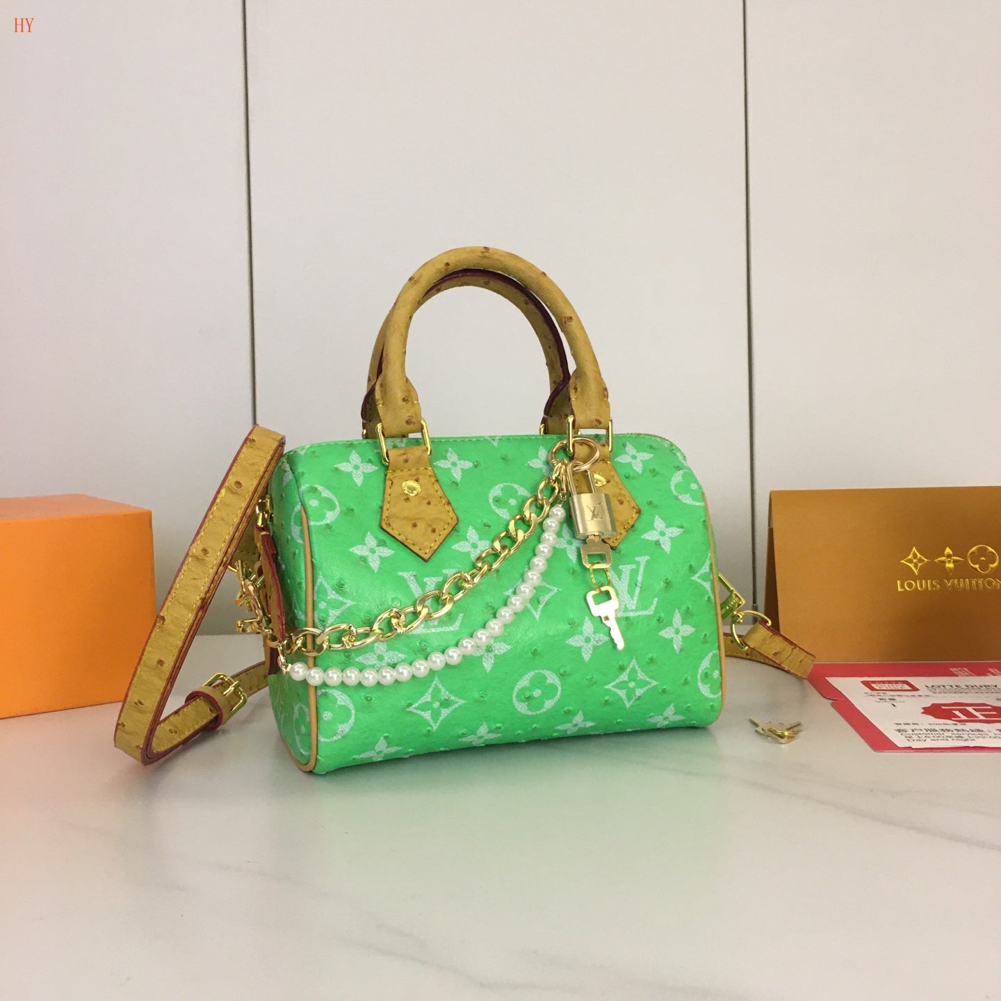 Louis Vuitton "Speedy P9 Ostrich Leather"