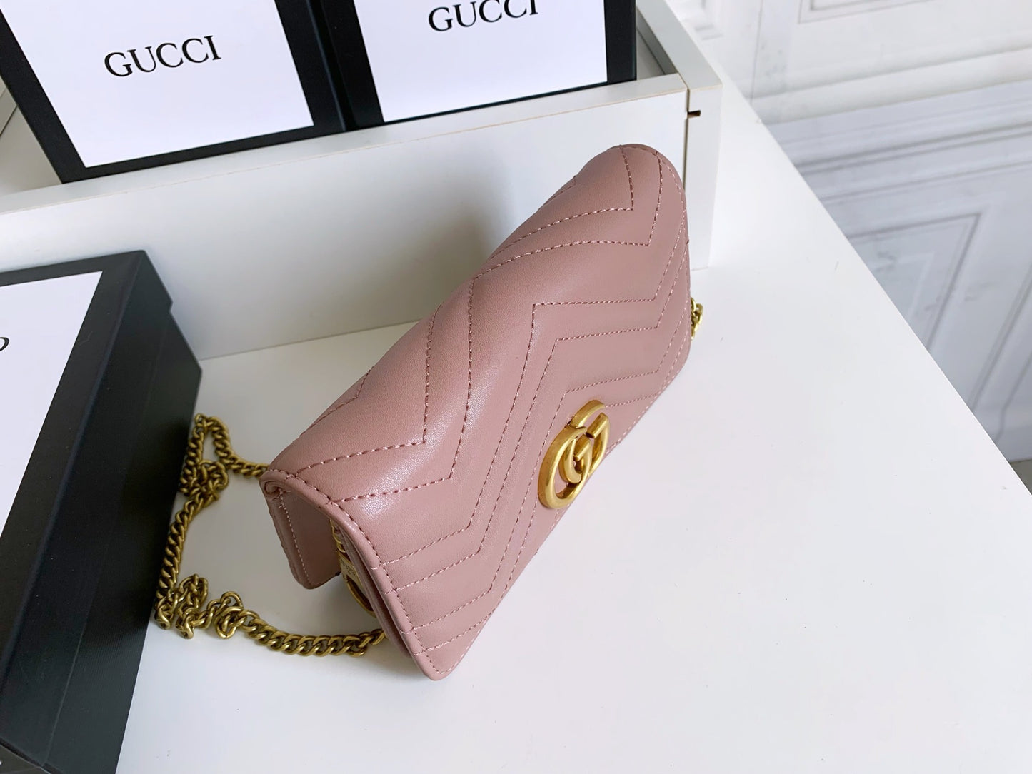 Gucci "Calfskin Matelasse GG Marmont Mini Bag Pink"