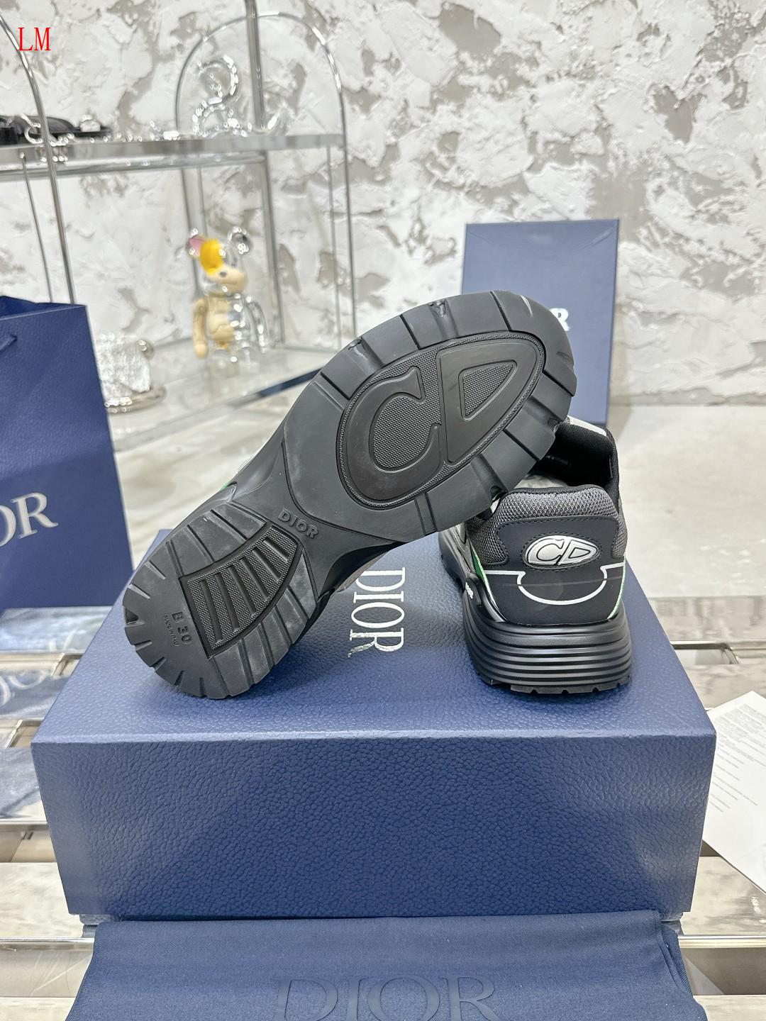 Dior B30 "Deep Grey Green"