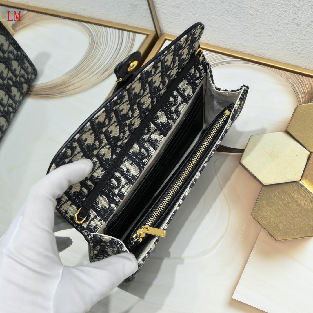 Dior "Bobby East-West Pouch With Chain"