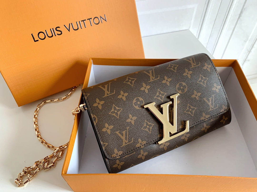 Louis Vuitton "Rouge Calfskin Leather Chain Louise MM Bag"