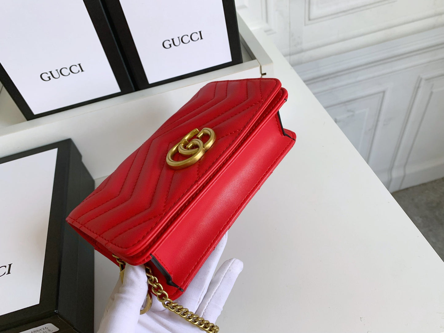 Gucci "Calfskin Matelasse GG Marmont Mini Bag Red"