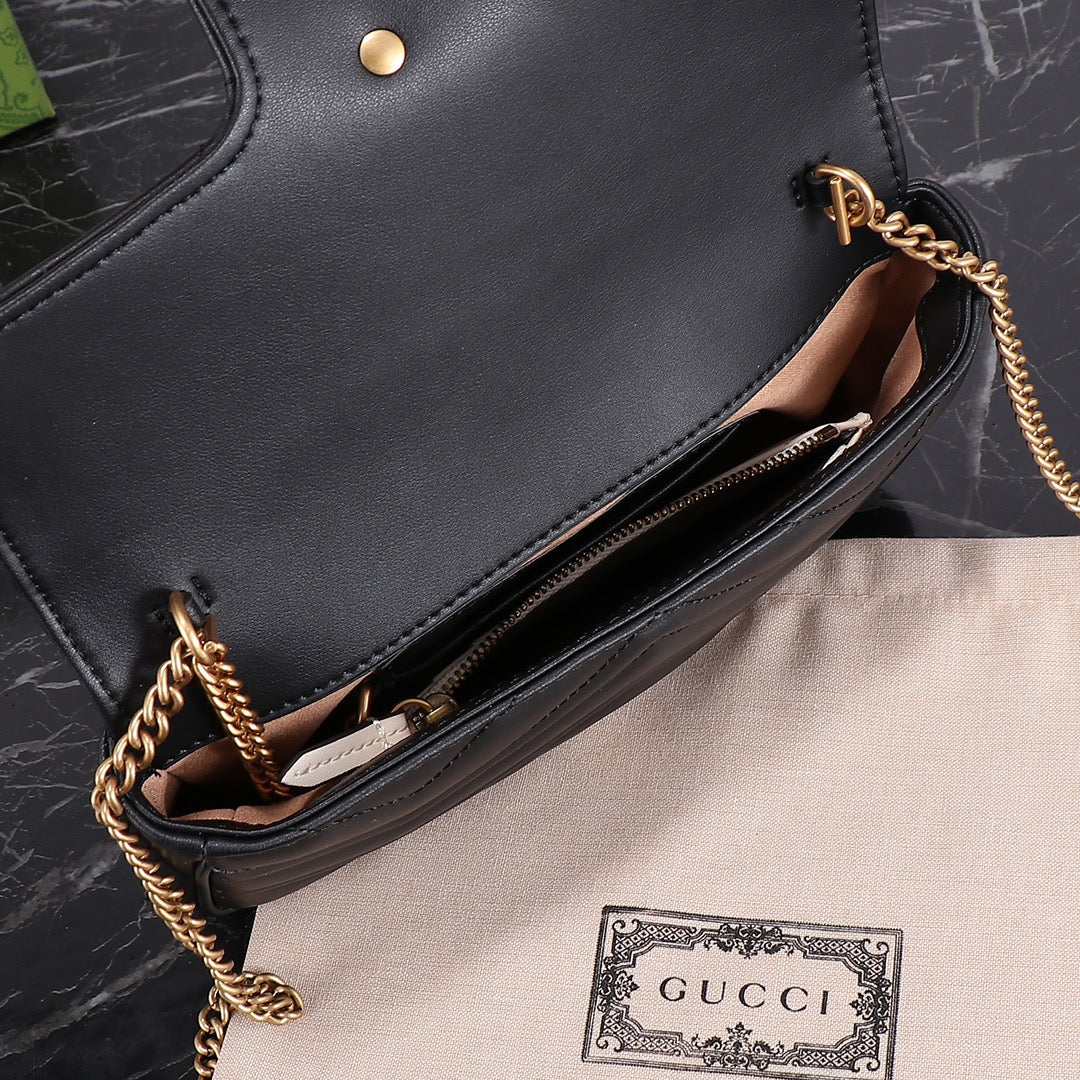 GUCCI "Calfskin Matelasse Super Mini GG Marmont Shoulder Bag Black"