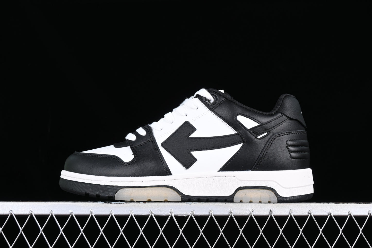 Out of office lace up „Black white"