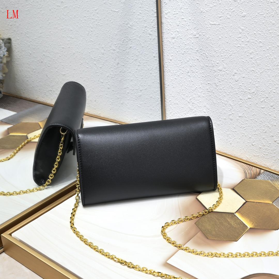 Dior "Bobby East-West Pouch With Chain Black"