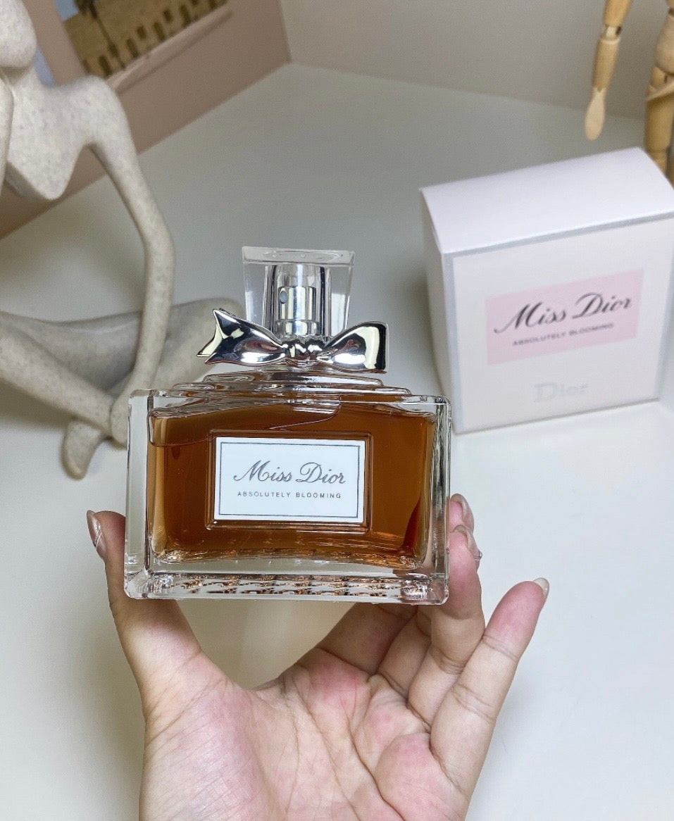 Dior “Miss Dior Rose n Roses”