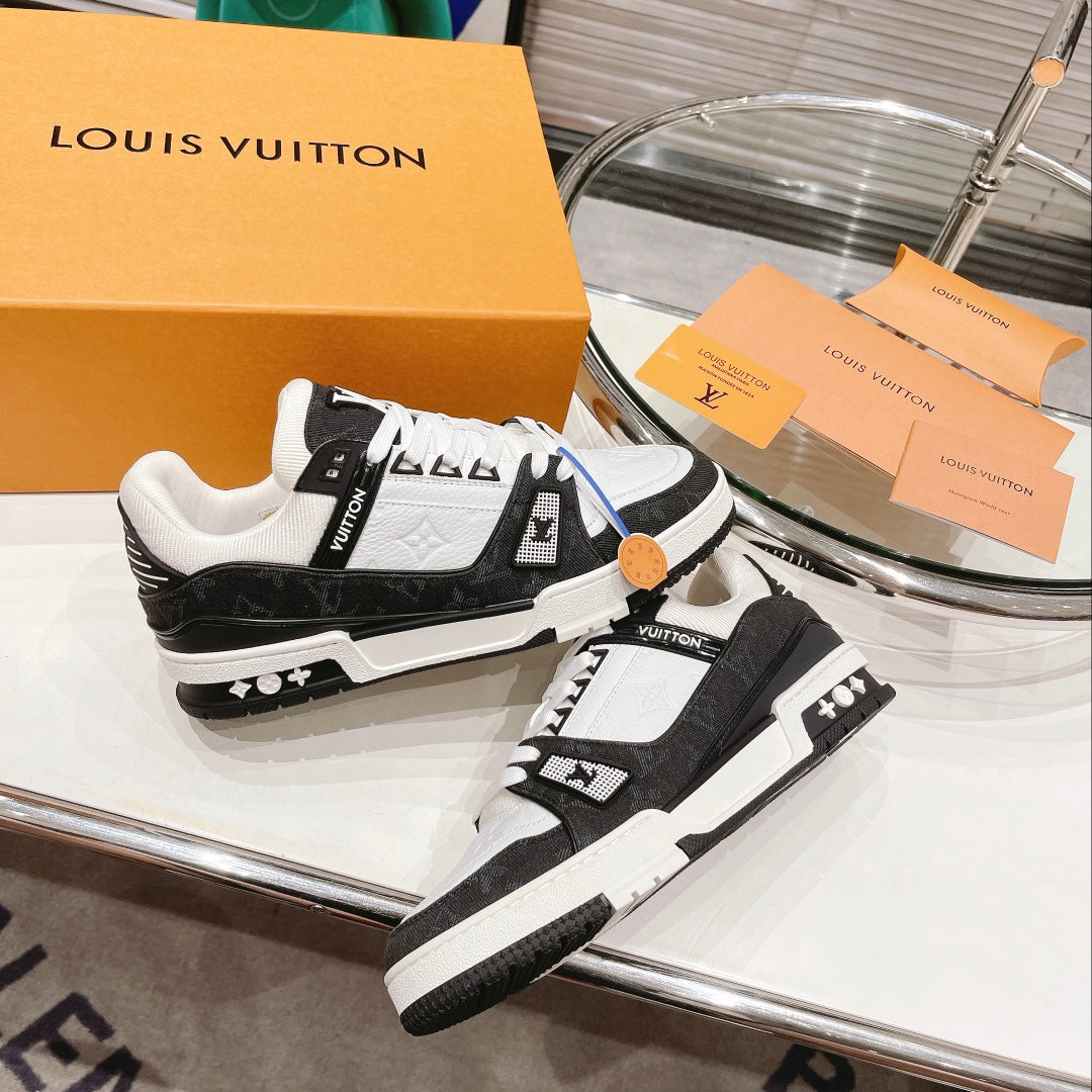 Louis Vuitton Trainer "Denim Noir"