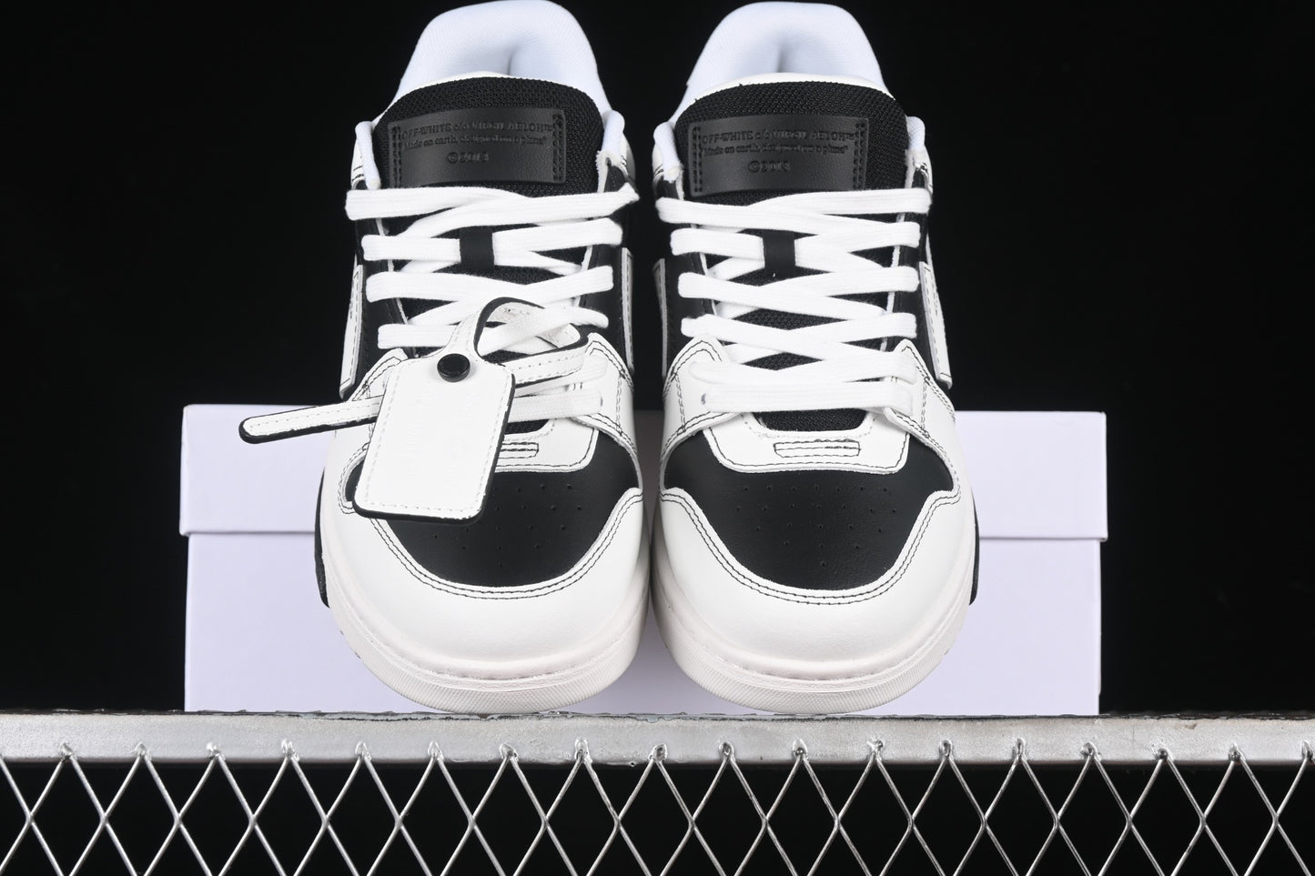 Out of office lace up „Stormtrooper"