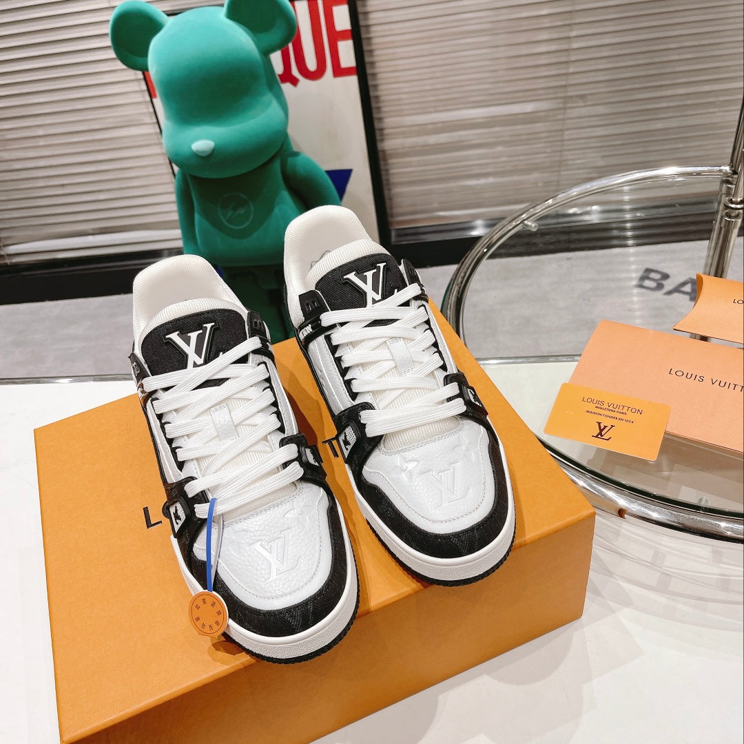 Louis Vuitton Trainer "Denim Noir"