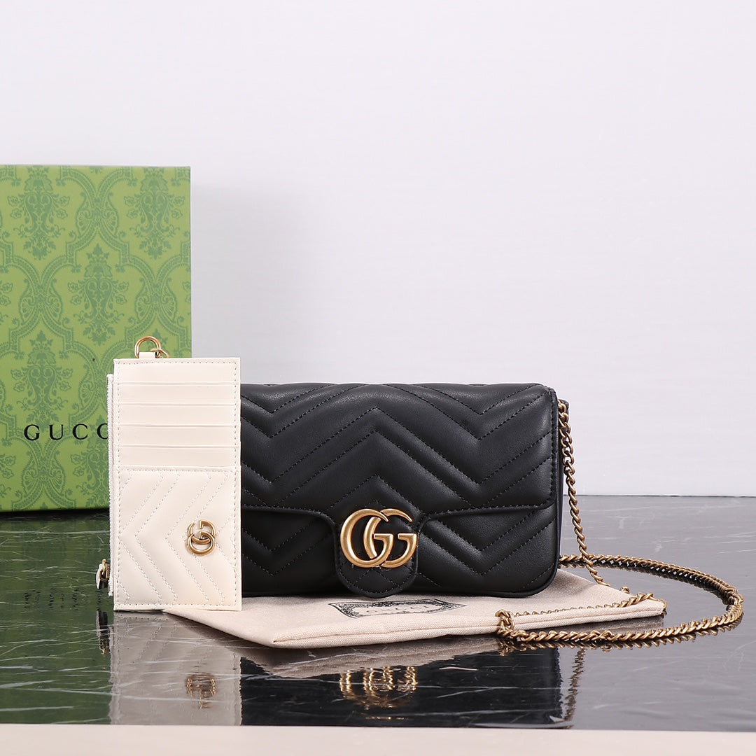 GUCCI "Calfskin Matelasse Super Mini GG Marmont Shoulder Bag Black"