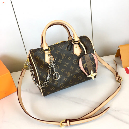 Louis Vuitton "Speedy Bandouliere"