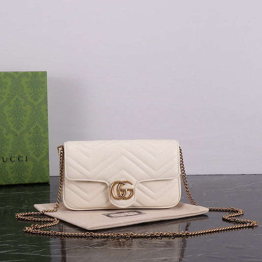 GUCCI "Calfskin Matelasse Super Mini GG Marmont Shoulder Bag White"
