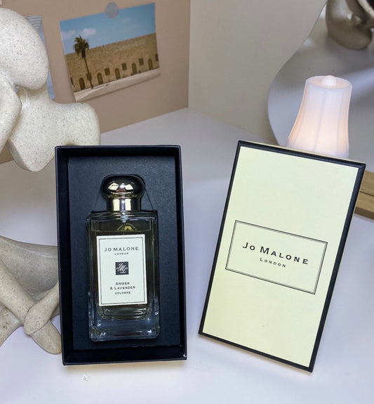 Jo Malone “Amber Lavander”