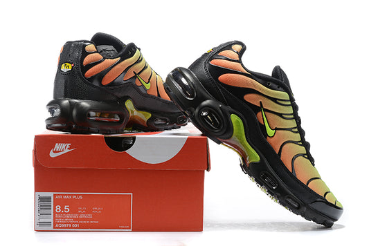 Air Max Plus "Solar Red"