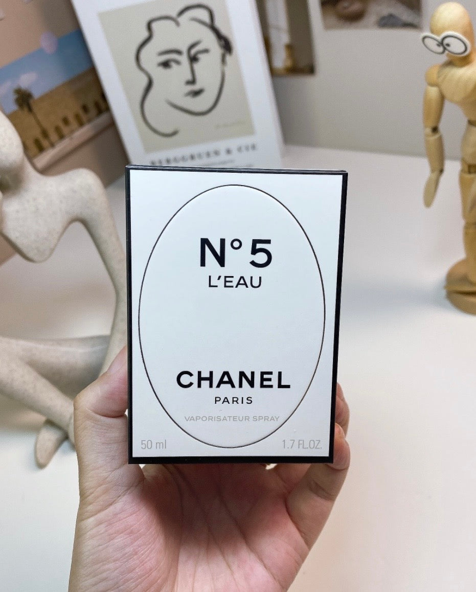 Chanel “No 5”