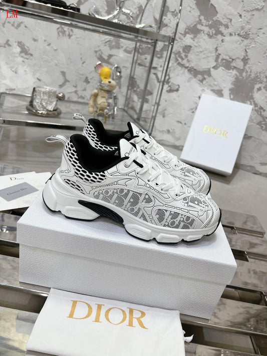 Dior Chrono Sneaker "Mesh with White and Black Border"