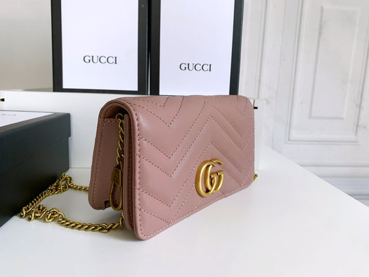 Gucci "Calfskin Matelasse GG Marmont Mini Bag Pink"