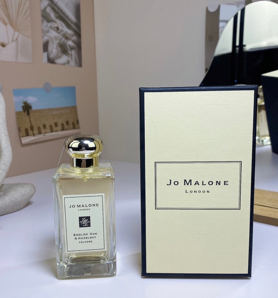 Jo Malone “English Oak Hazelnut”
