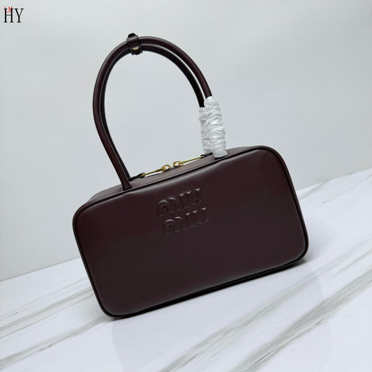 Miu Miu "Beau patent leather shoulder tote bag Brown"