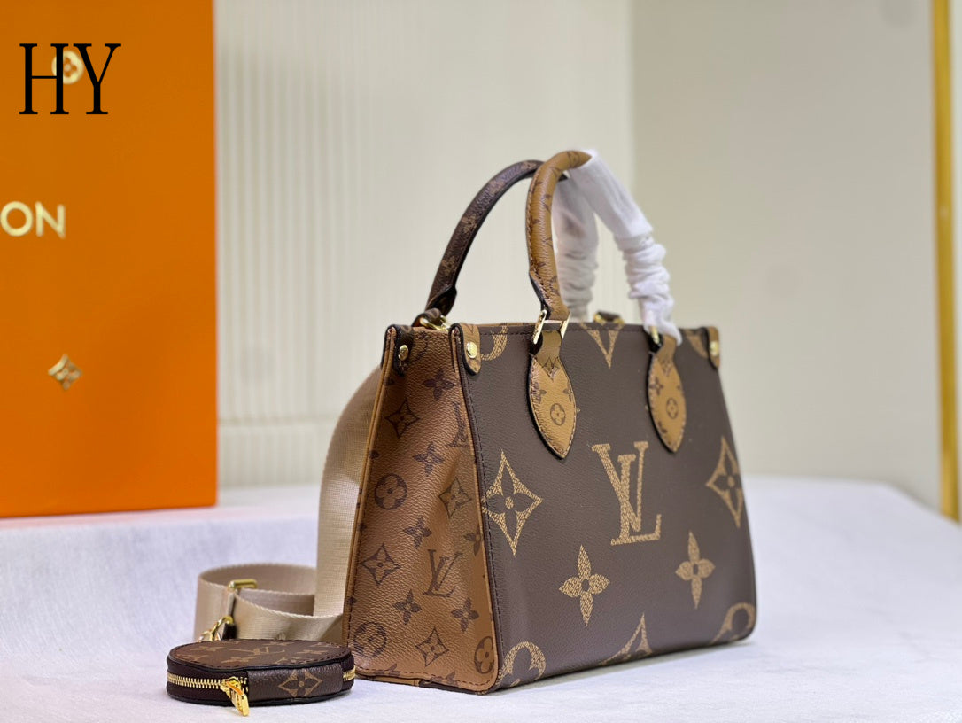 Louis Vuitton "Monogram Giant on the go"