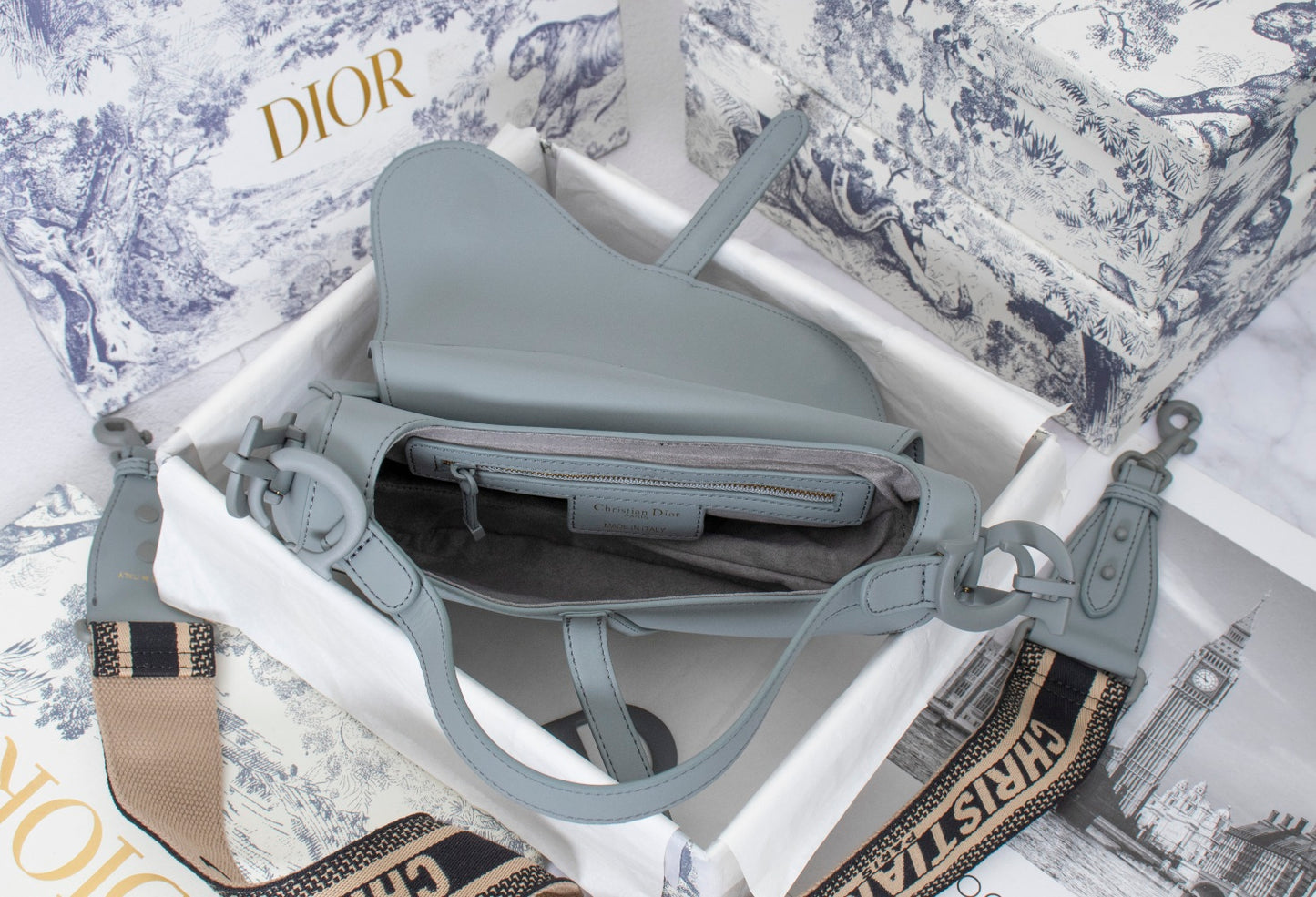 Dior "Ultra Matte Saddle Shoulder Bag Grey"