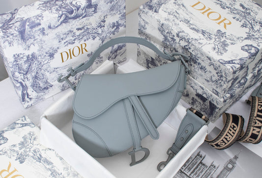 Dior "Ultra Matte Saddle Shoulder Bag Grey"